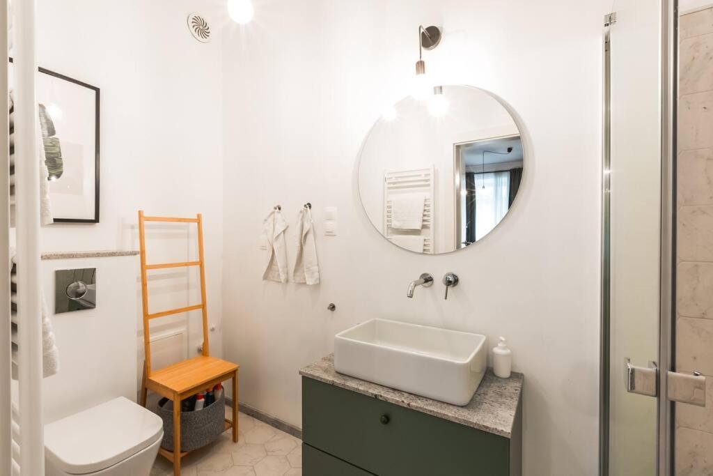 Cute Apartment Perfect For Business And Travel. Varsovie Extérieur photo