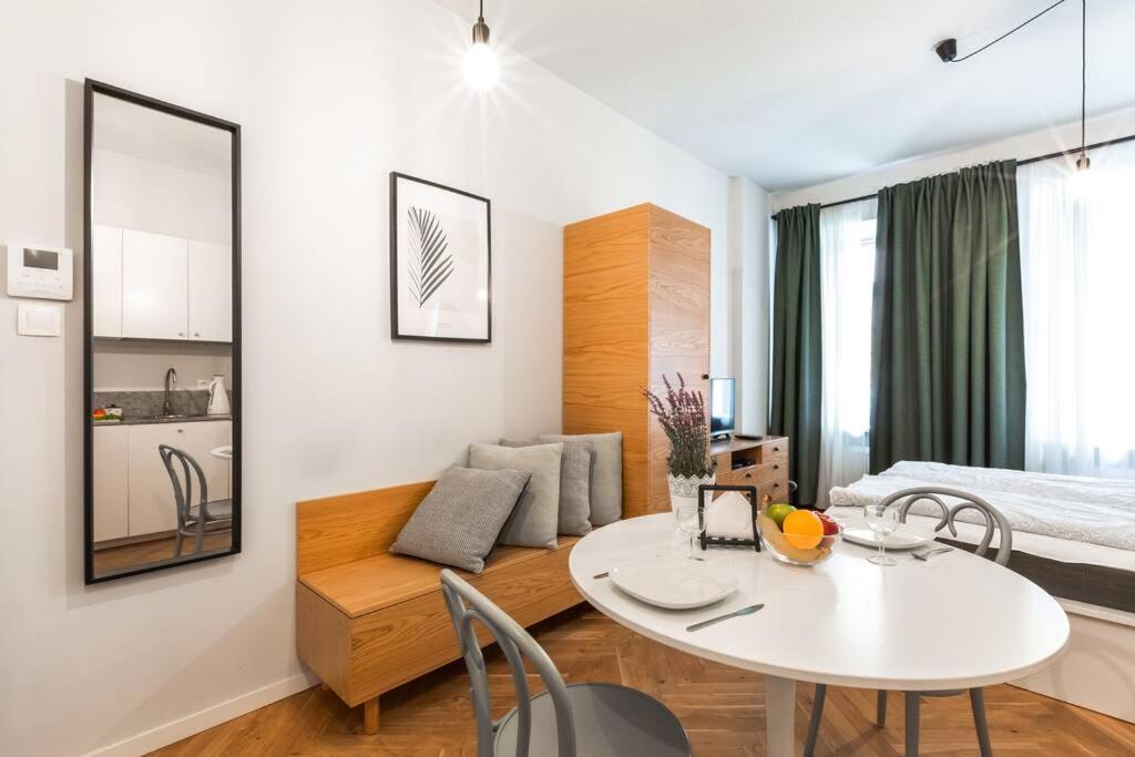 Cute Apartment Perfect For Business And Travel. Varsovie Extérieur photo