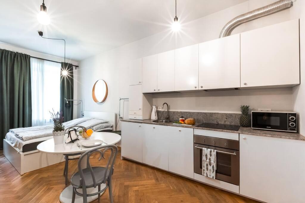 Cute Apartment Perfect For Business And Travel. Varsovie Extérieur photo